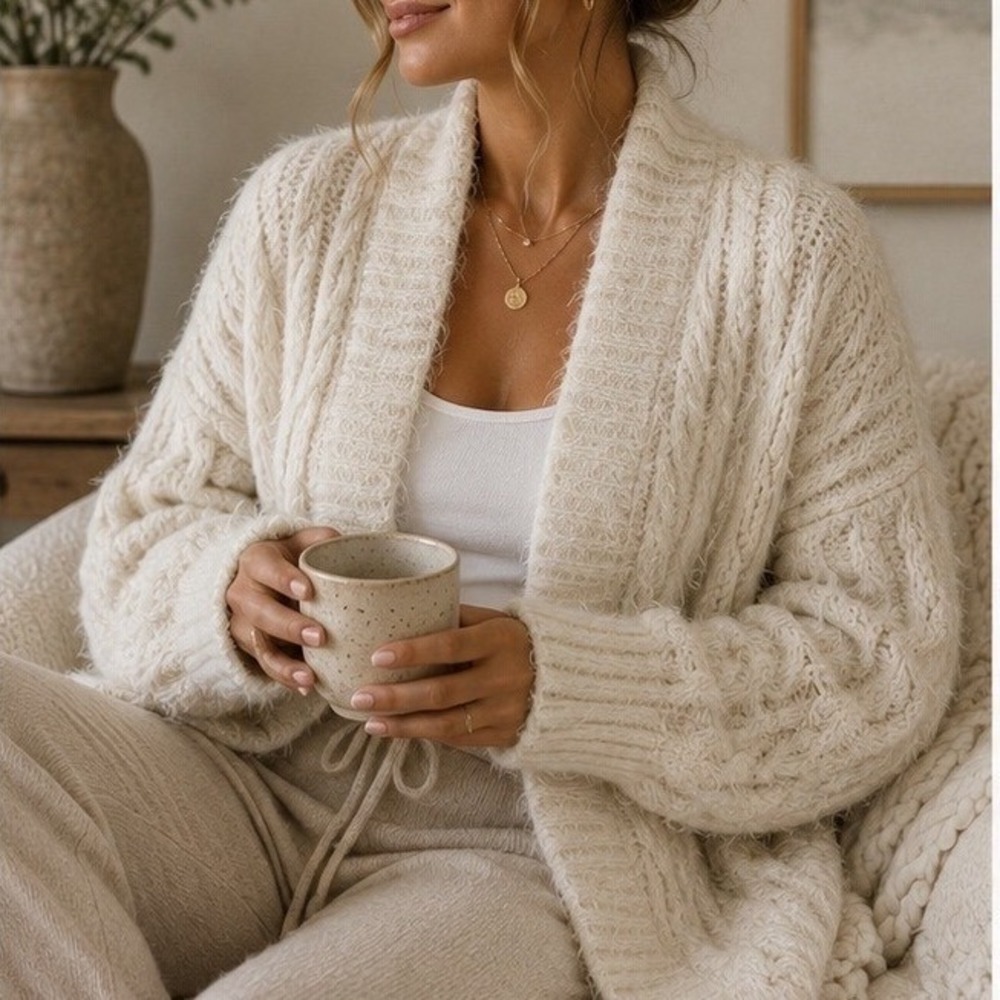 Express Cable Knit Cardigan Women L Cream Chunky Open Front Cozy Oversized Soft